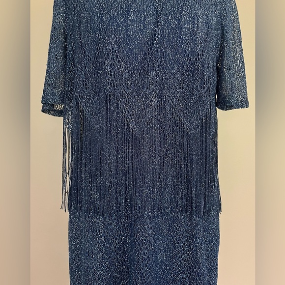 {Jessica Howard} Short Sleeve Cocktail Dress with Metallic Thread & Fringe - 8P - Picture 4 of 13